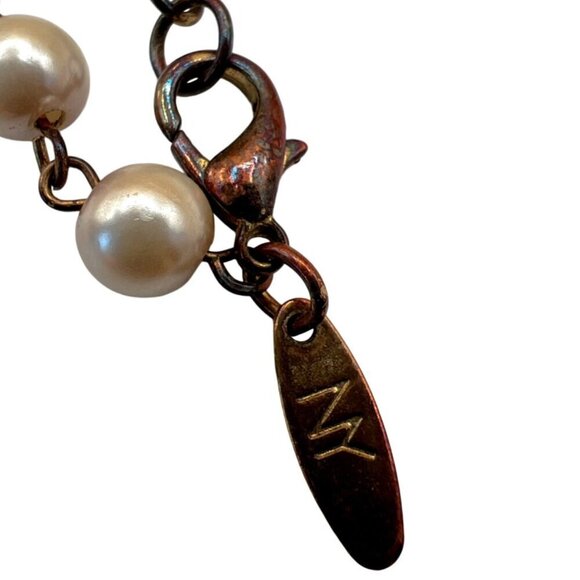 Vintage-Inspired Faux Pearl Necklace With Crystal Accents.  B97 - Picture 7 of 9